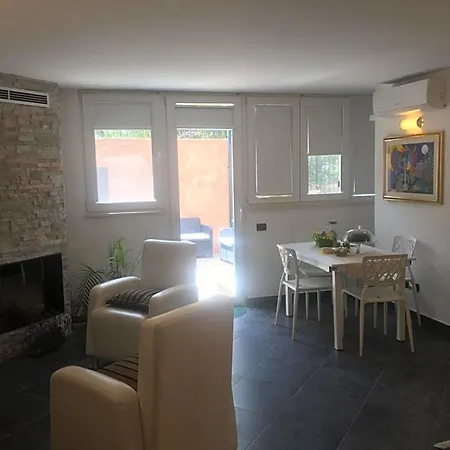 Carolina House